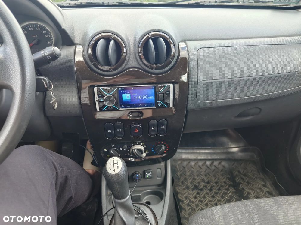 Dacia Duster 1.6 - 9