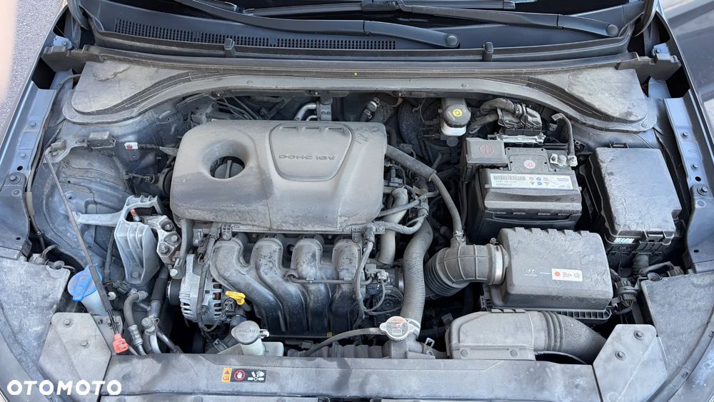 Hyundai Elantra 1.6 Classic Plus - 15