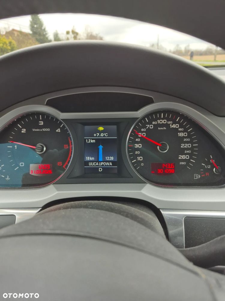 Audi A6 Avant 2.0 TDI Multitronic - 33