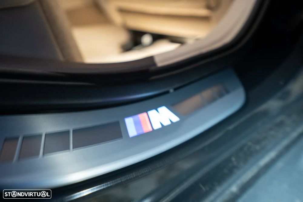 BMW 840 d xDrive Pack M - 13