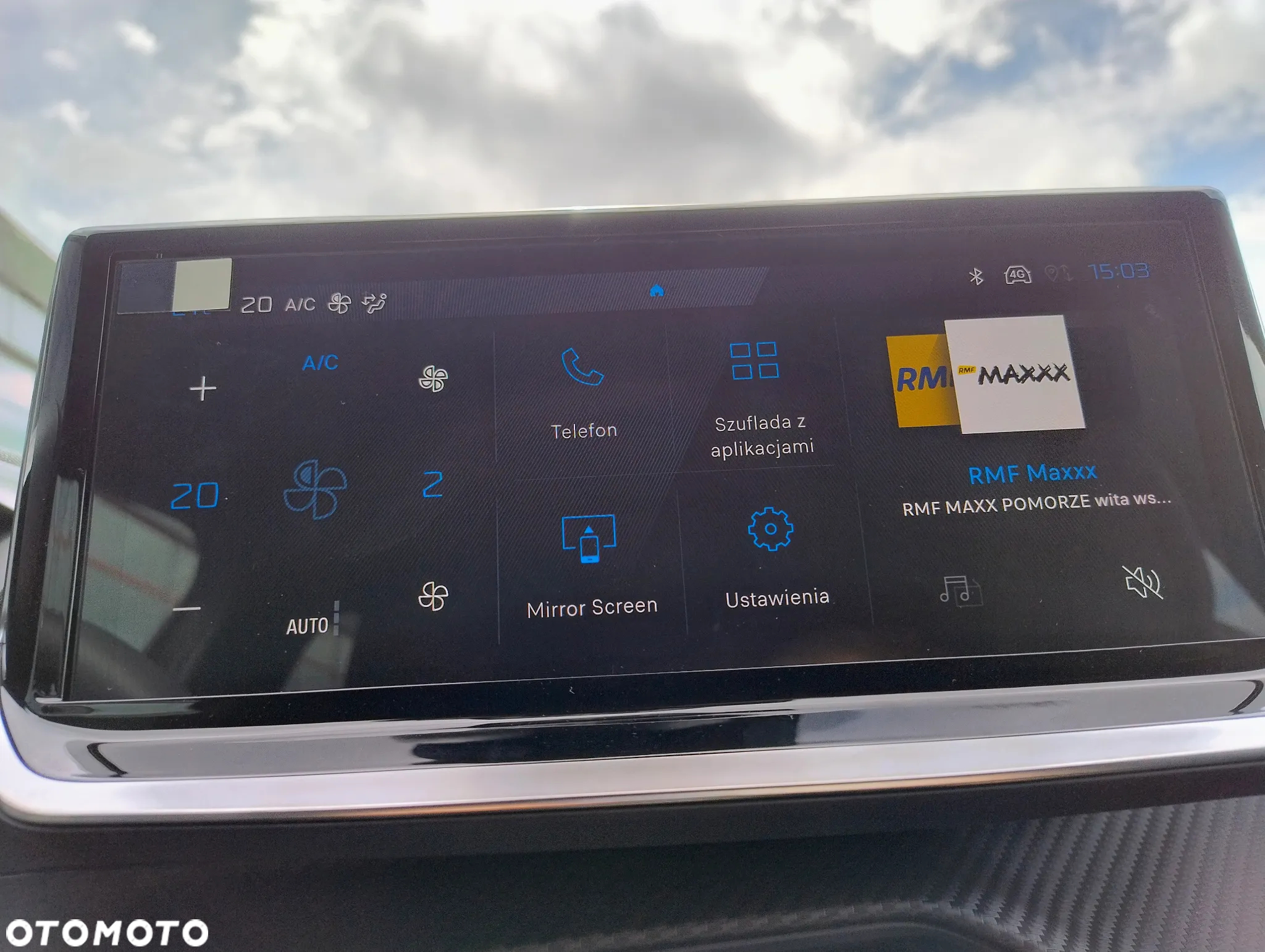 Peugeot 208 e-208 46.3kWh GT - 10