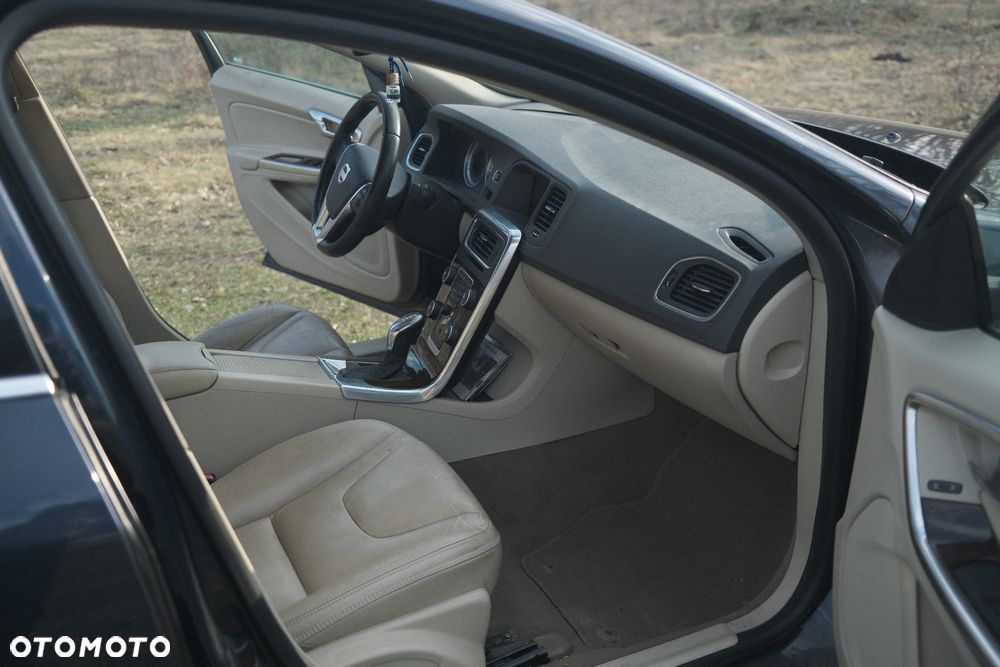 Volvo S60 2.5 T5 - 14