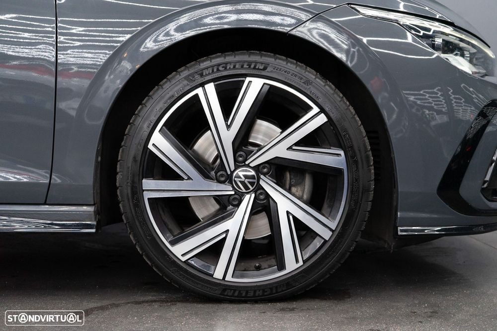 VW Golf Variant 2.0 TDi R-Line DSG - 12