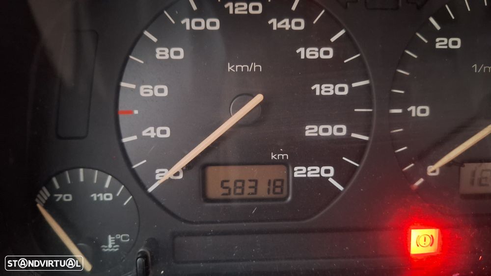 SEAT Ibiza 1.1i Collage - 5