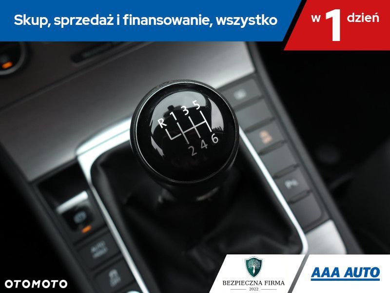 Volkswagen Passat - 18