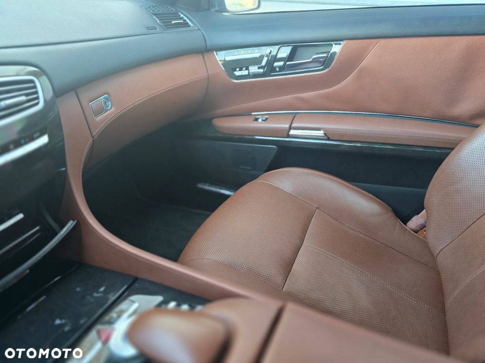Mercedes-Benz CL 500 4-Matic - 14