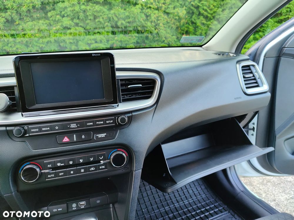 Kia Ceed 1.4 T-GDI M DCT - 2