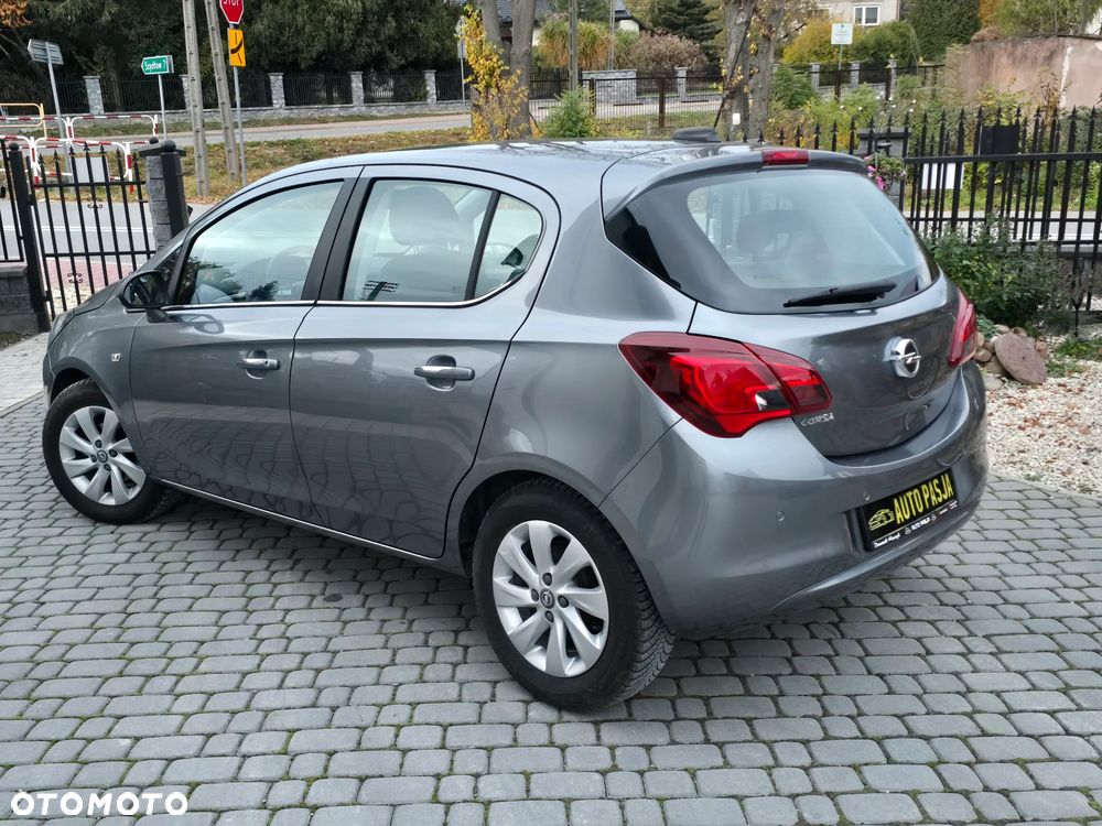 Opel Corsa 1.4 16V Cosmo - 14