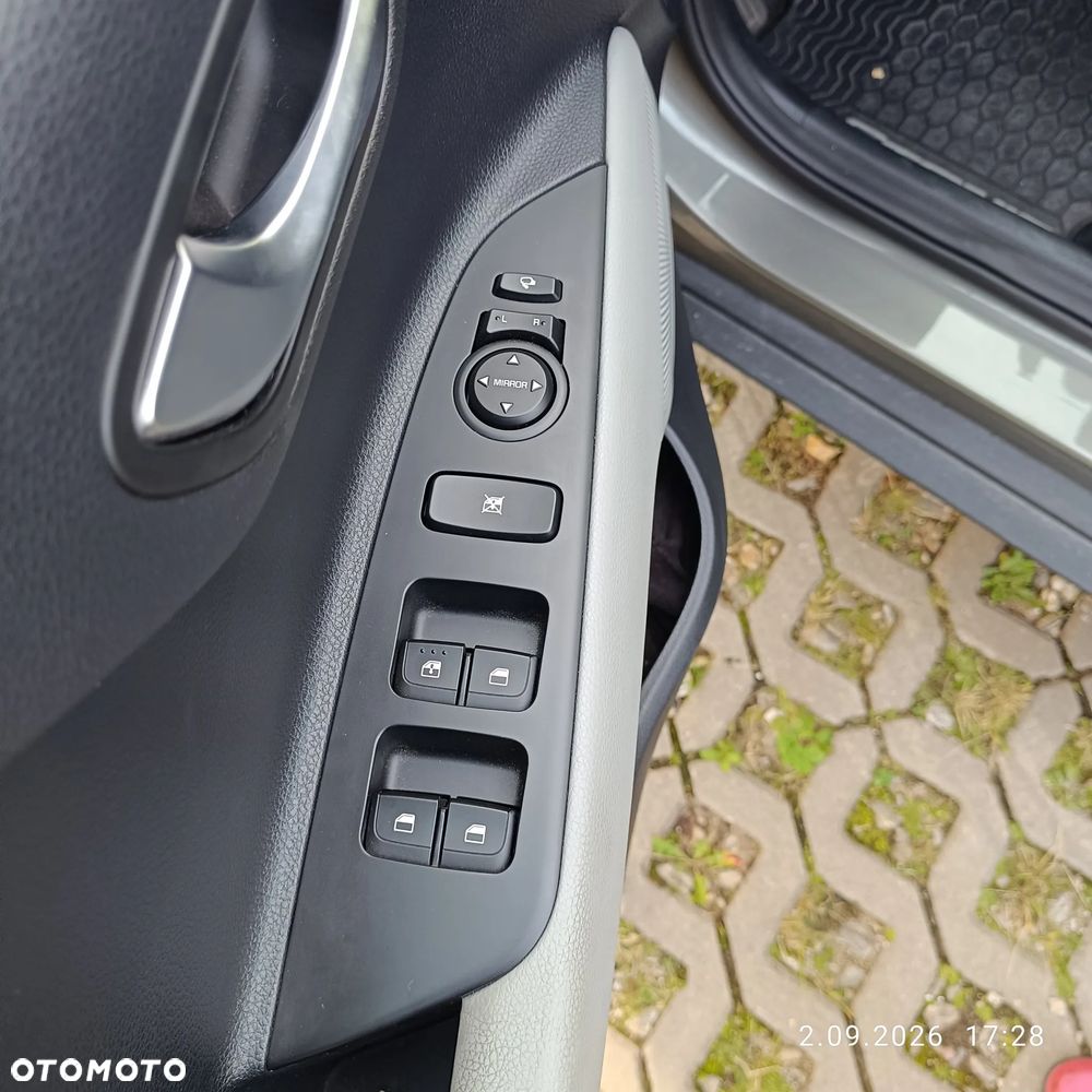 Kia Stonic 1.0 T-GDI L Business Line - 18