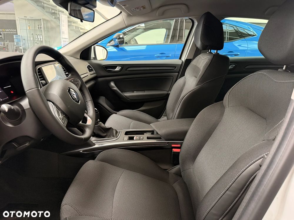Renault Megane 1.3 TCe Evolution - 10