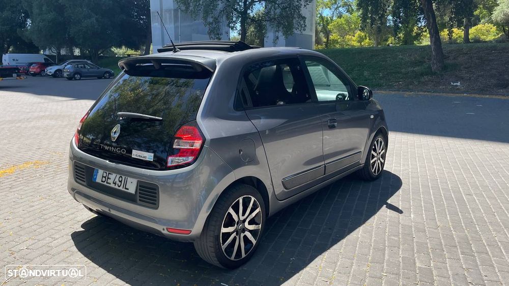 Renault Twingo ENERGY TCe 90 EDC Cosmic - 4