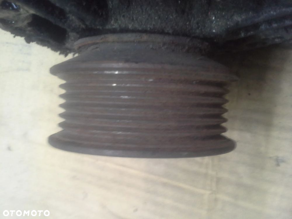 Alternator Volkswagen Crafter 2.5 TDi 0124325004 - 3