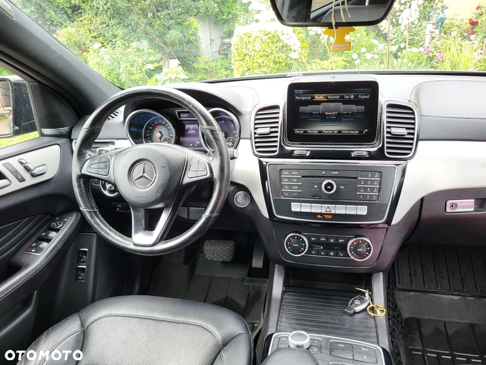 Mercedes-Benz GLE 350 d 4-Matic - 11