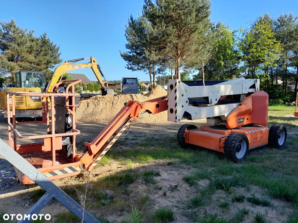 JLG E450AJ - 3