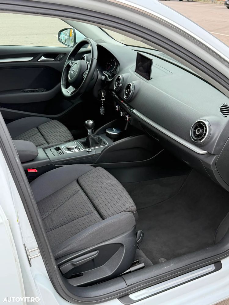 Audi A3 Sportback 2.0 TDI (clean diesel) S line Sportpaket - 5