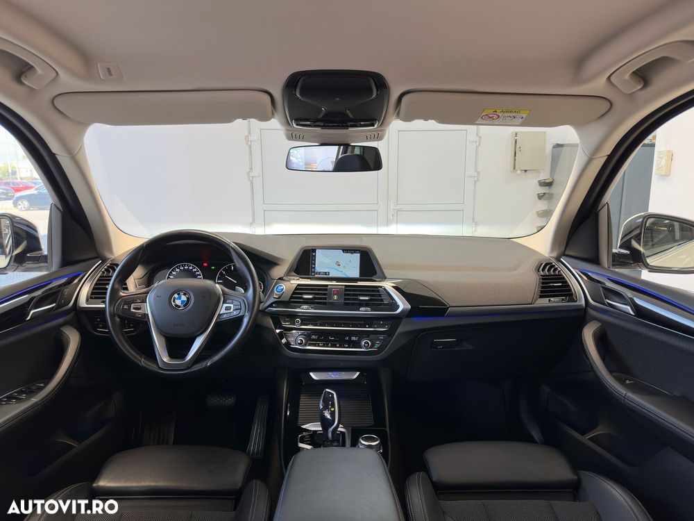 BMW X3 xDrive20d AT Luxury Line - 9