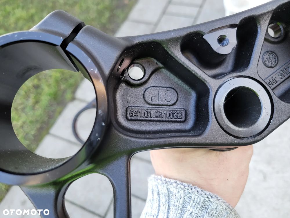 Półka górna, półka dolna KTM 790 Duke 18- - 25