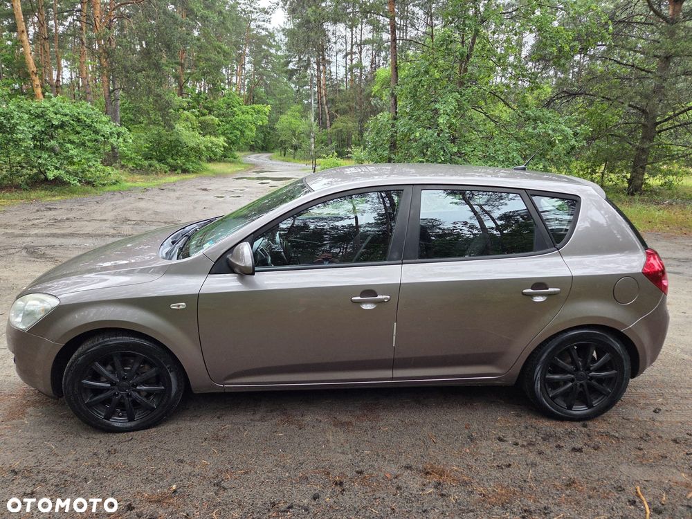 Kia Ceed 2.0 Optimum - 7