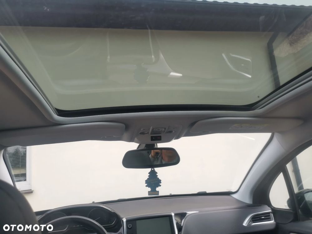Peugeot 2008 BlueHDi FAP 120 STOP & START Allure - 22