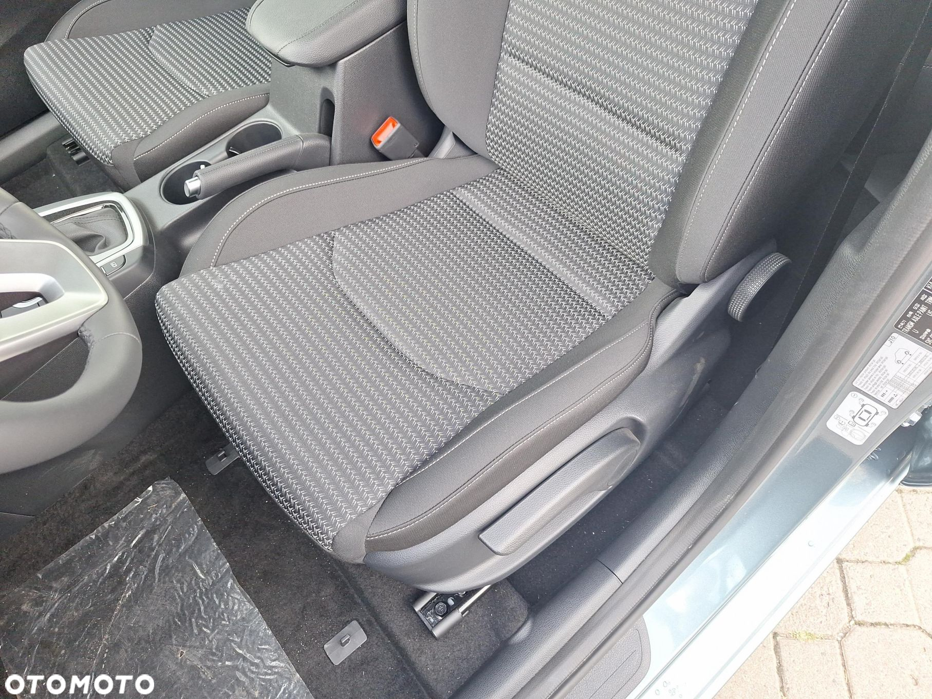 Kia Ceed - 12
