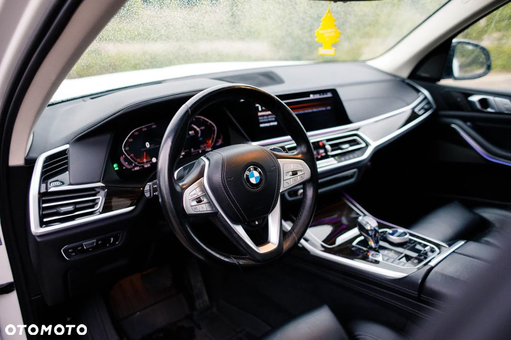 BMW X7 xDrive40i sport - 28