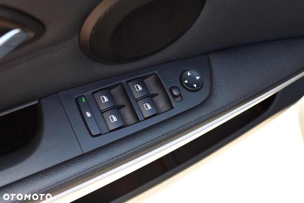 BMW Seria 3 - 23