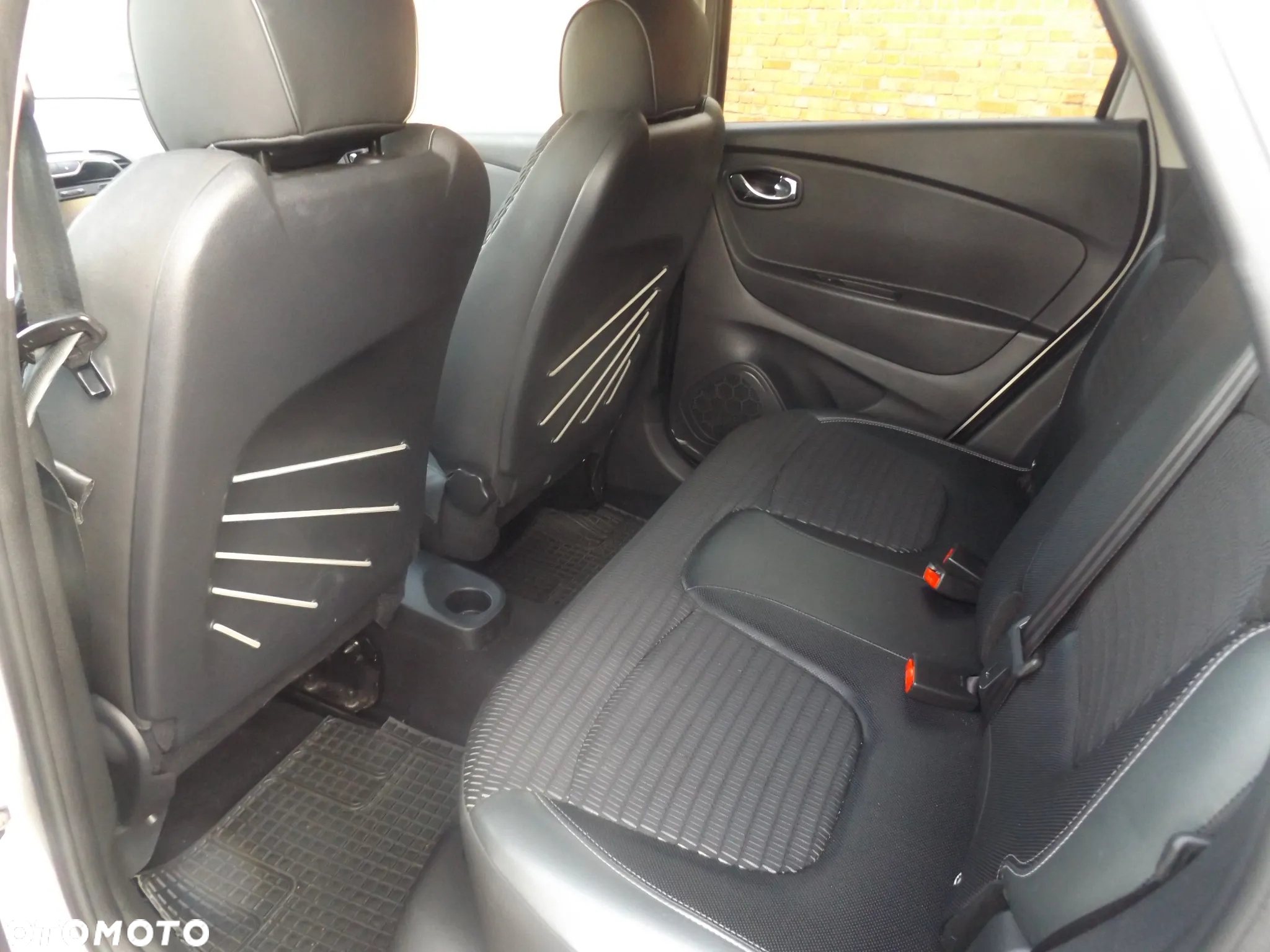 Renault Captur (ENERGY) TCe 90 INTENS - 14