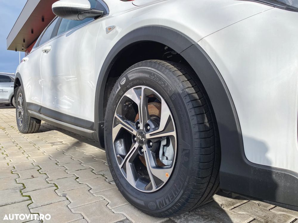 Kia XCeed 1.5 T-GDI 7DCT City - 19