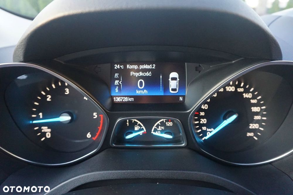 Ford Kuga 2.0 TDCi FWD Titanium - 11