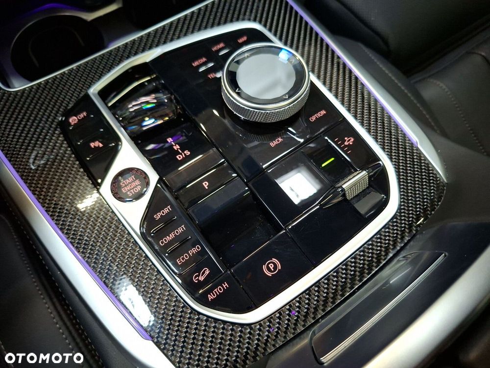 BMW X7 - 17