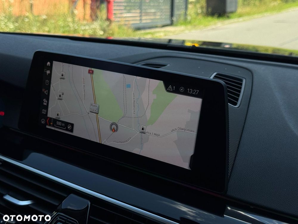 BMW Seria 5 530i Sport Line - 32