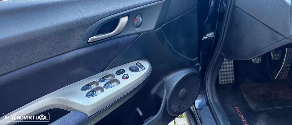 Honda Civic 1.4 Comfort - 13