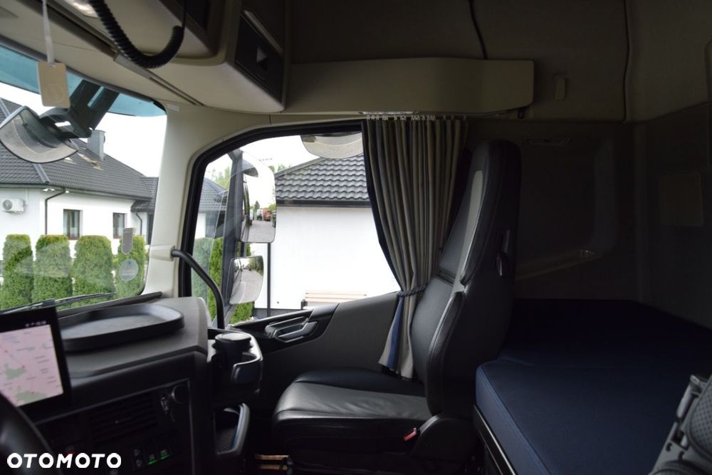 Volvo FH 500 Globetrotter XL Standard Euro6 - 26