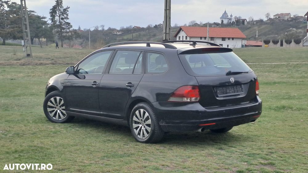 Volkswagen Golf 1.6 TDI BlueMotion Technology Cup - 9