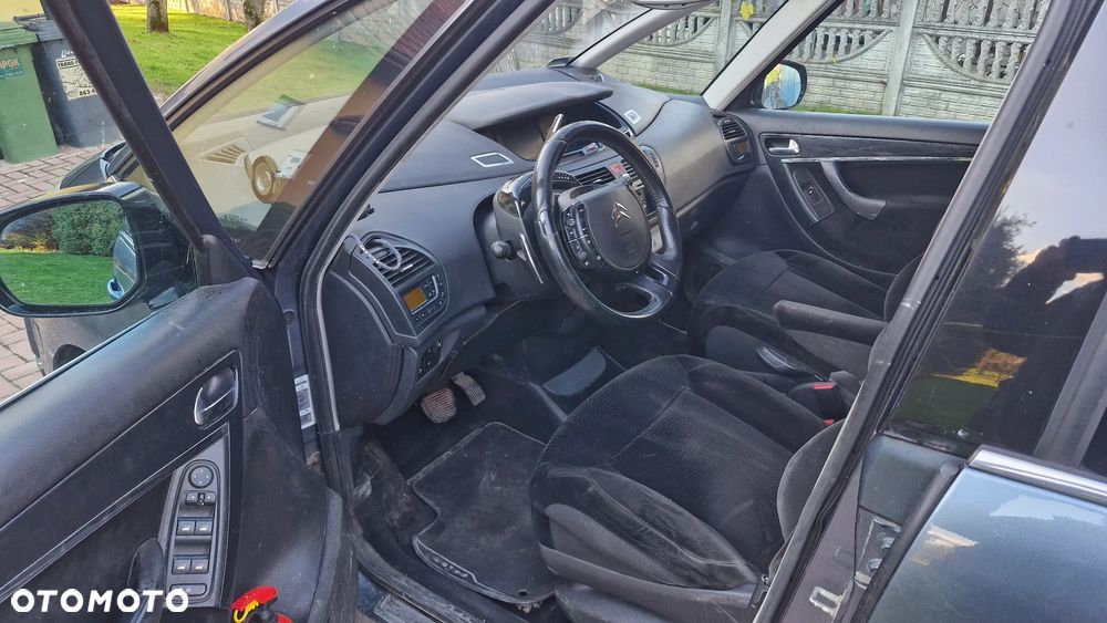 Citroën C4 Picasso 2.0 16V Exclusive - 16
