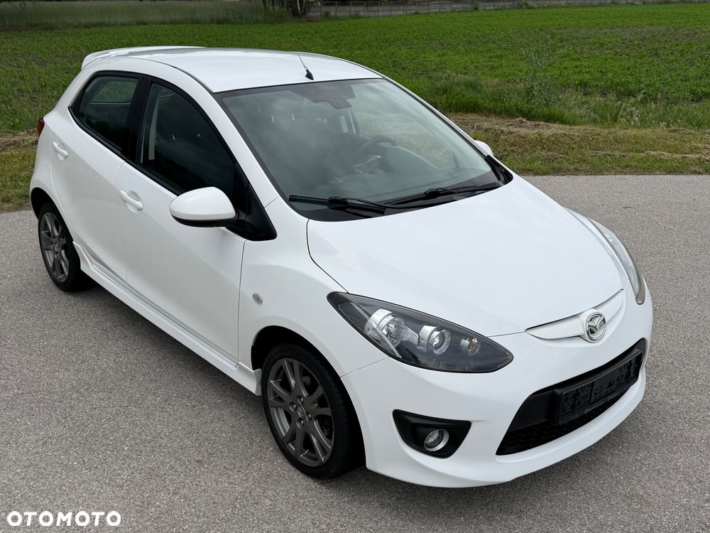 Mazda 2 - 13