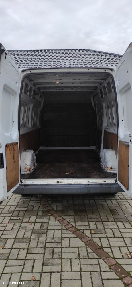 Ford Transit FT300L Trend - 4