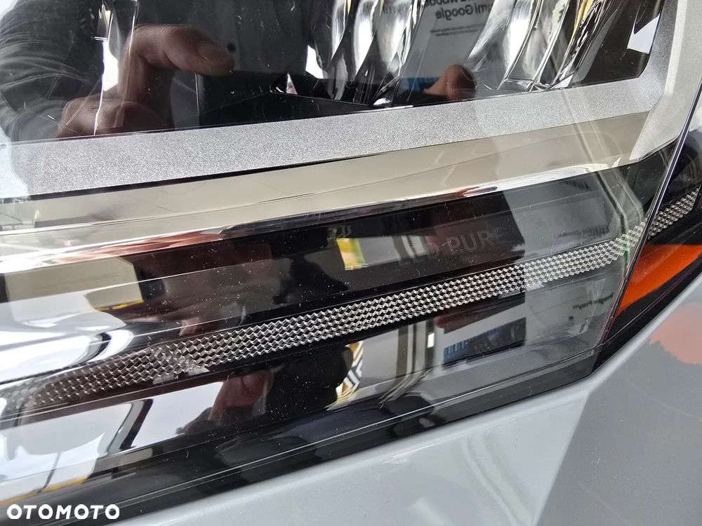 Renault Captur - 19