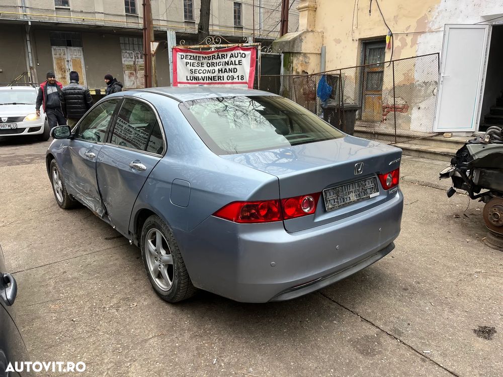 Dezmembrez Honda Accord 7 2005 diesel 2,2 103KW gri bleo - 7