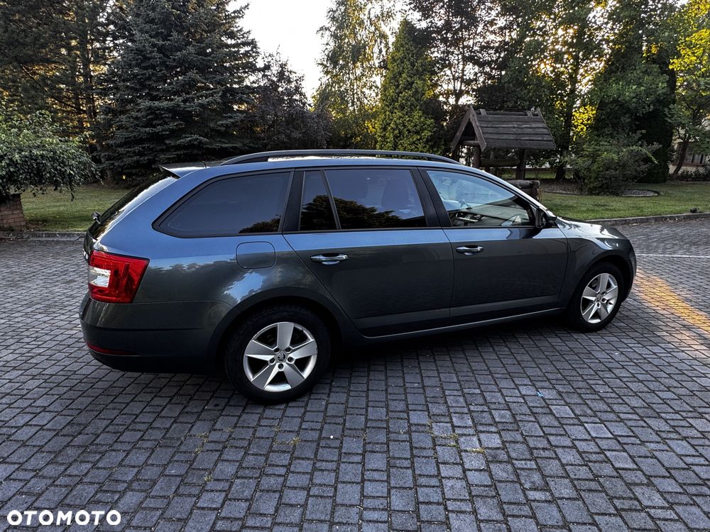 Skoda Octavia 2.0 TDI Ambition DSG - 7