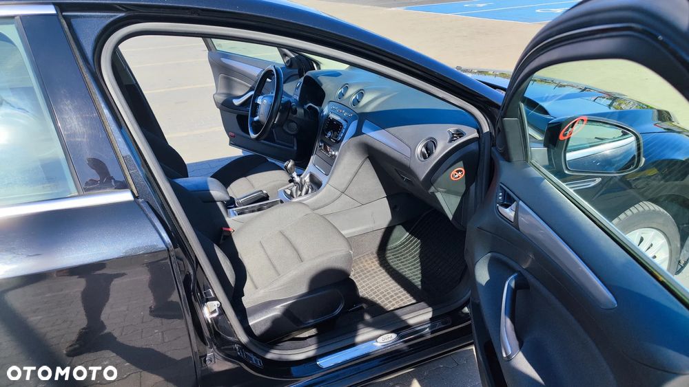 Ford Mondeo 1.6 T Titanium - 12