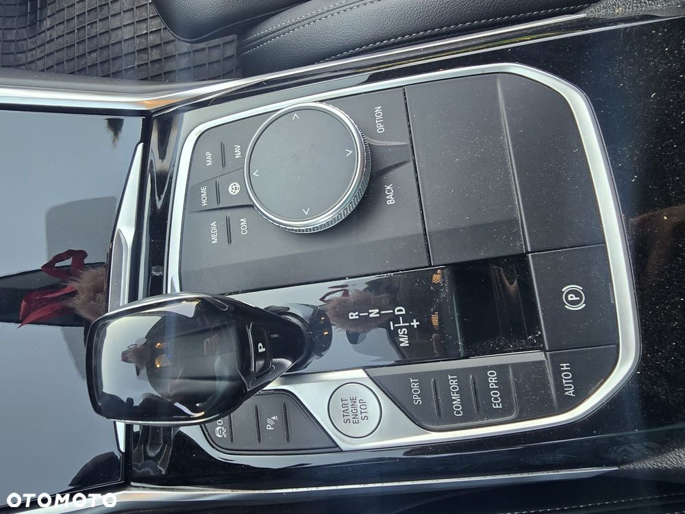BMW Seria 3 320d mHEV M Sport - 14