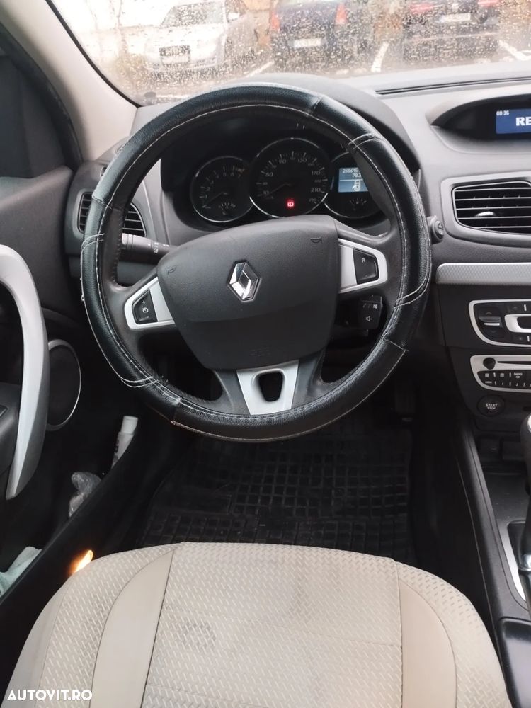 Renault Fluence 1.6 16V 110 Dynamique - 11