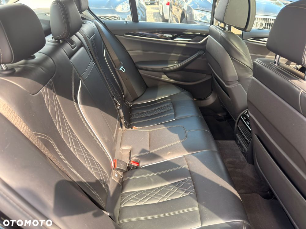 BMW Seria 5 520d Efficient Dynamics Luxury Line - 13