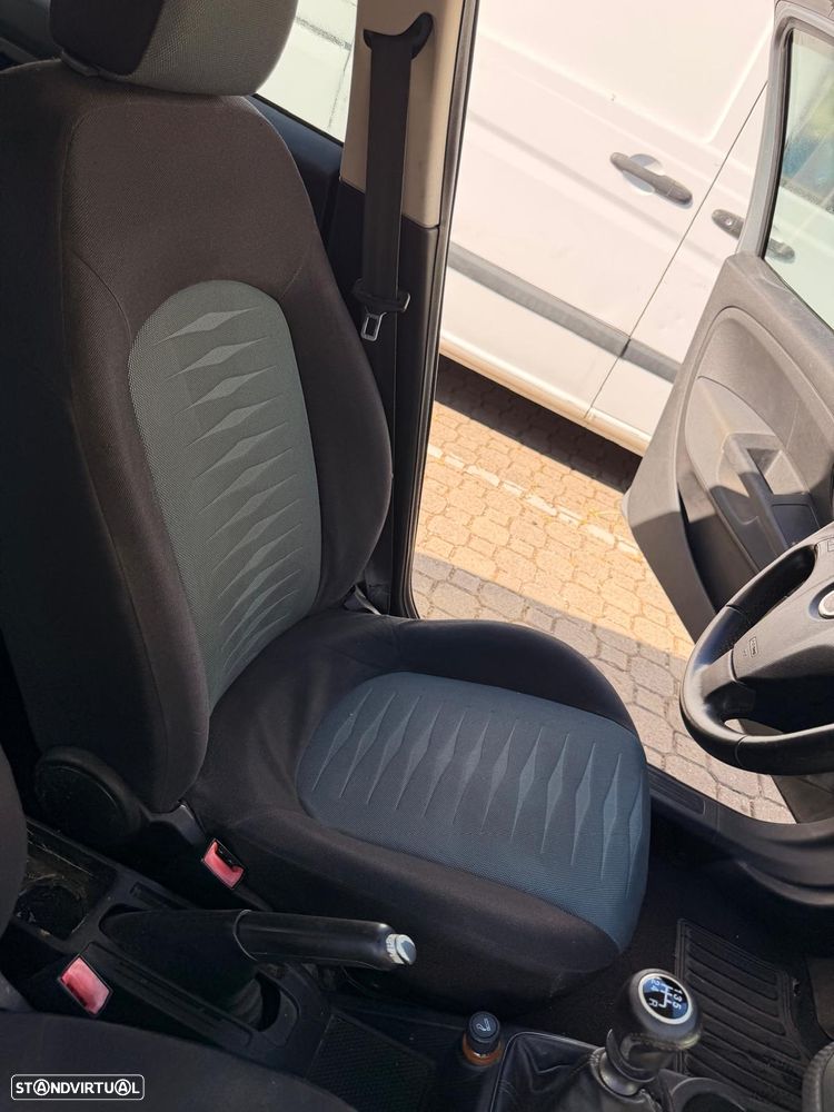 Fiat Grande Punto 1.2 Active - 4