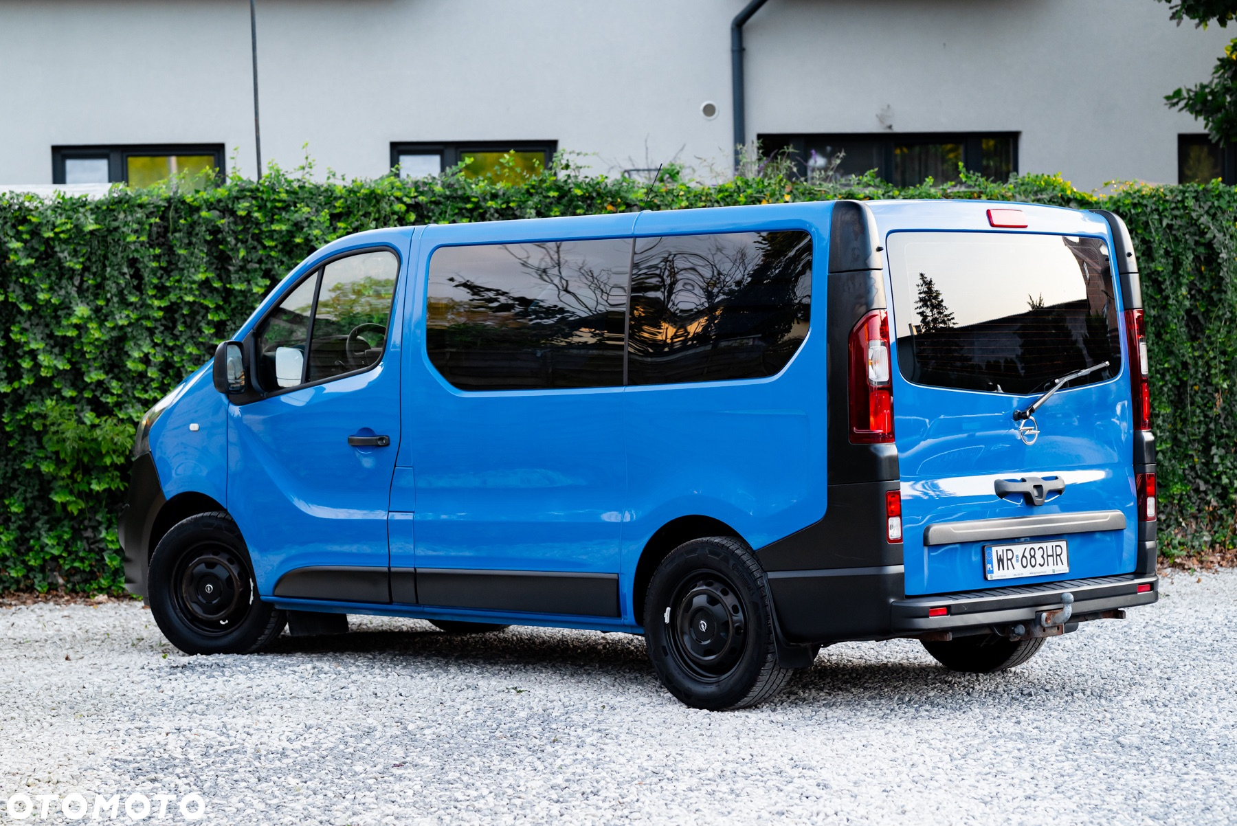 Opel Vivaro - 11