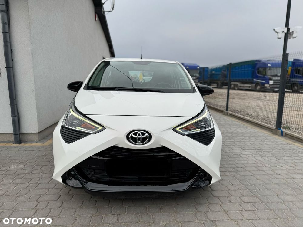 Toyota Aygo x-cite - 3