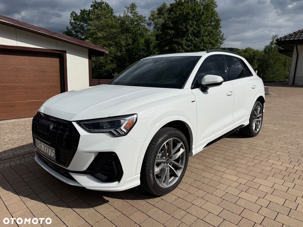 Audi Q3 - 18
