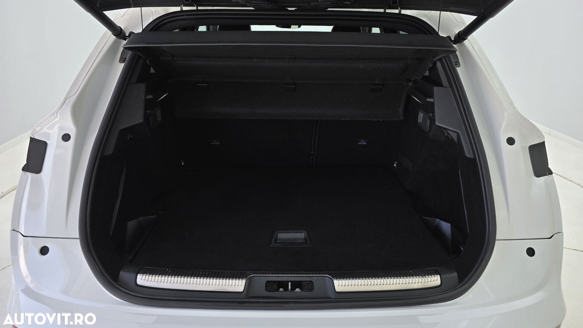 DS Automobiles DS 7 Crossback - 24