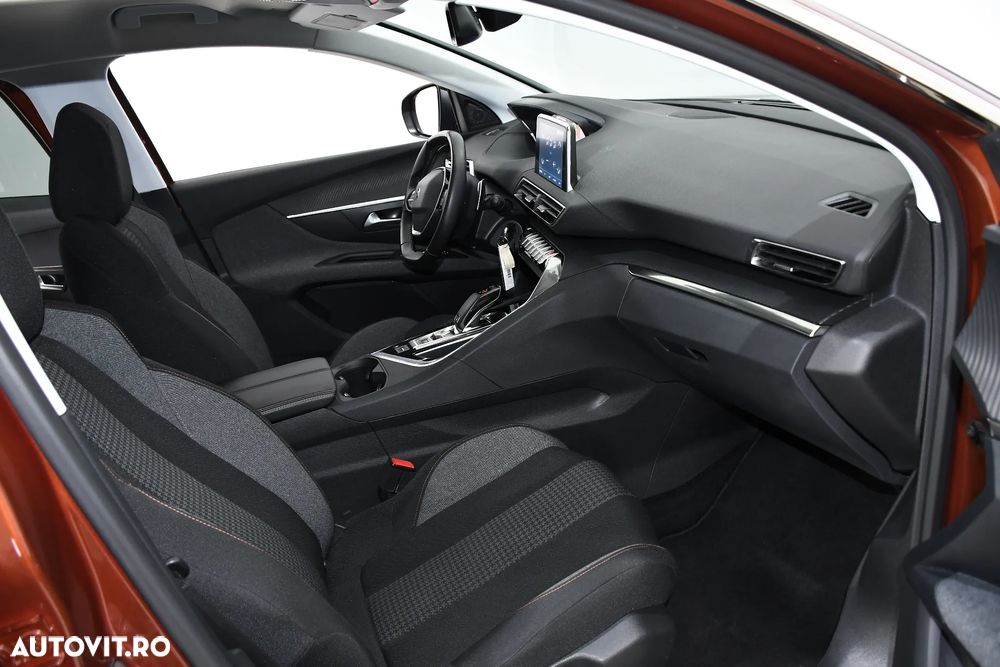 Peugeot 3008 1.2 PureTech 130 EAT8 Allure Pack - 16